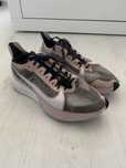 tenisi nike air zoom gravity