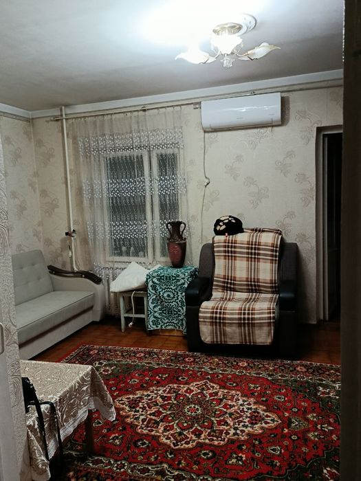 Юнусабад-11,, метро Туркистон. Факат Еш ОИЛАГА берилади