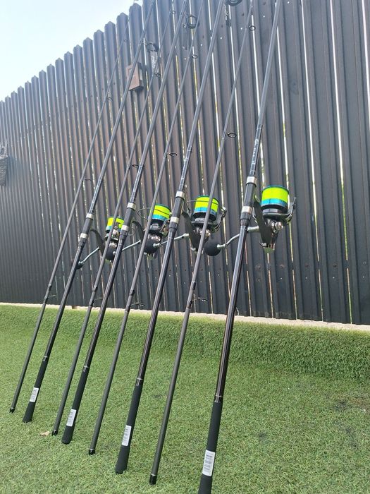 Set 4 Lansete Crap Pro FLx 9  3.60m 3.75 LBS 2 tronsoane Lbs + 4 Mulin