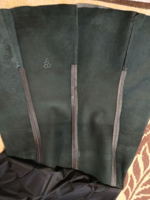 Fusta din. Piele naturală