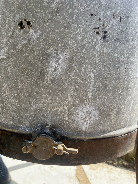 Центрофуга за мед