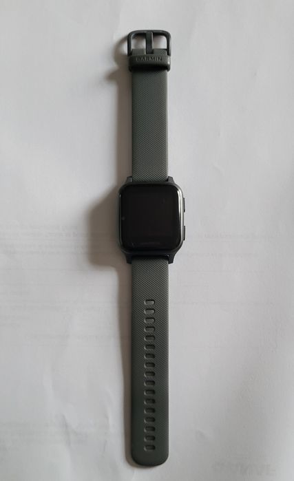 Vând Garmin Venu SQ