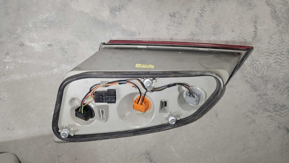 Chrysler Crossfire предни калници 2бр ,километраж ,стопове и др. части