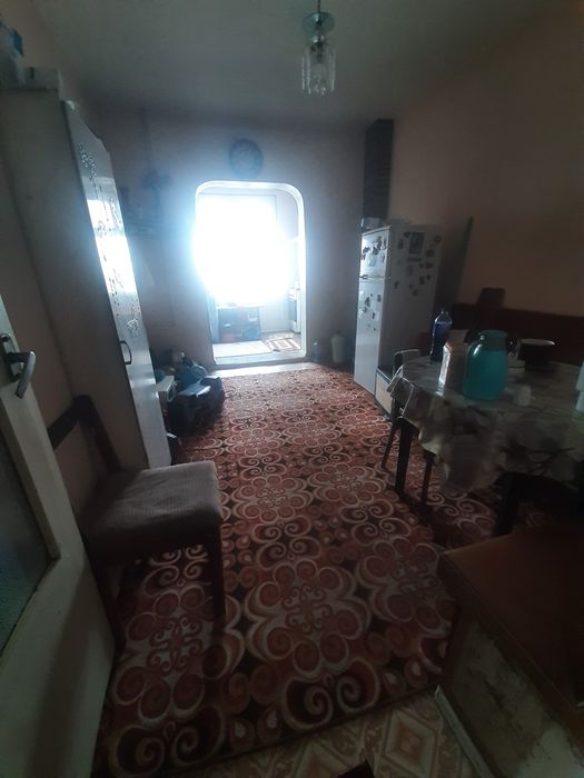 Продаётся своя квартира 5/8/9, риэлторов прошу не беспокоить.