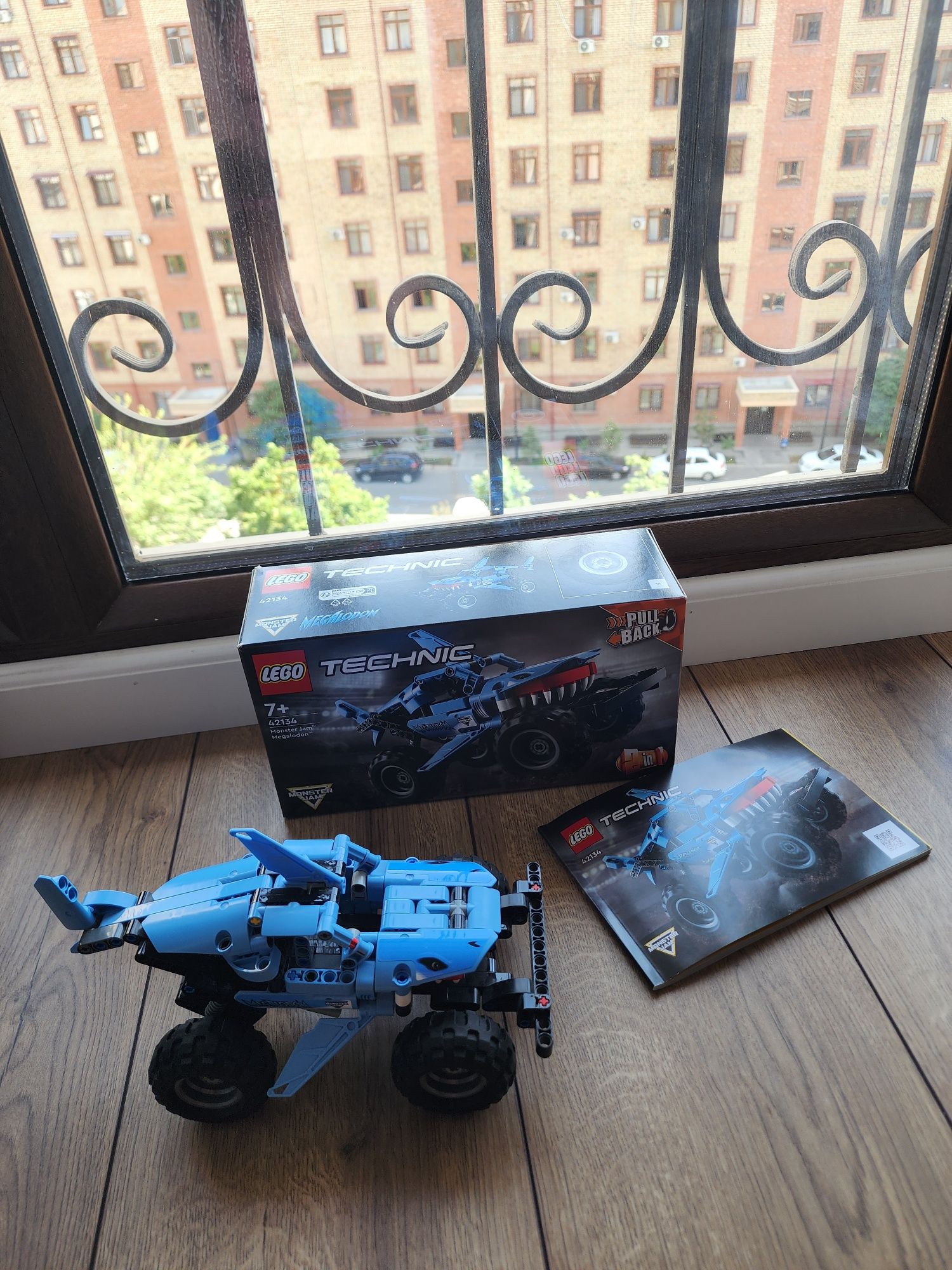 Продам Lego оригинал