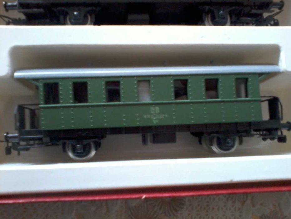 Умален модел на влак PIKO expert GDR