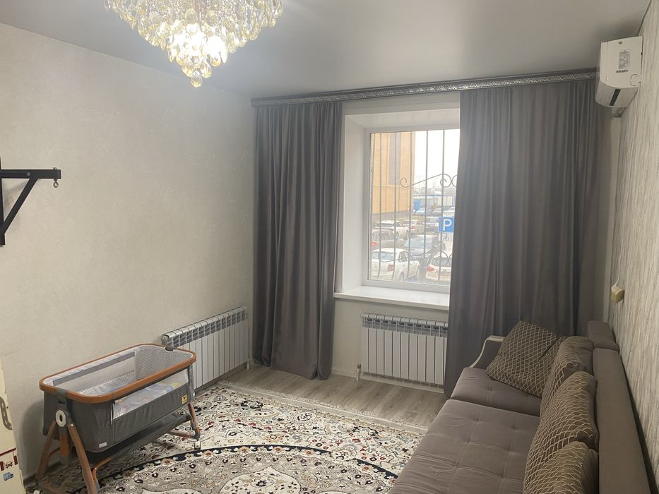 Продам 2-х комнатную р-н плаза