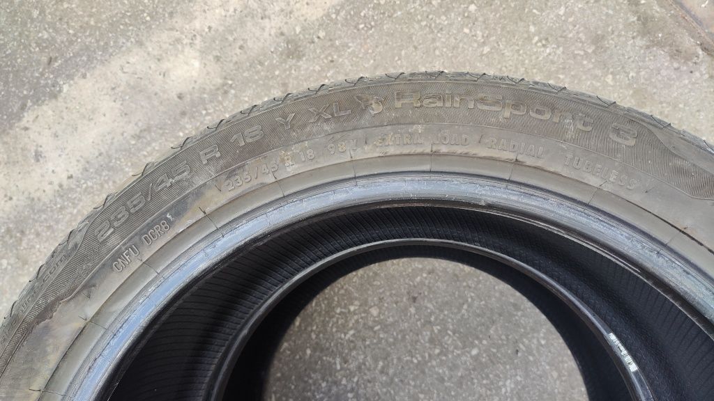 Uniroyal tiers rain sport 3 235/45/18