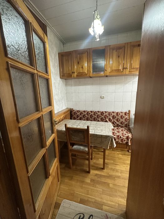 Аренда евро  Минор Метро 6та йигитга 6та кизга оилага