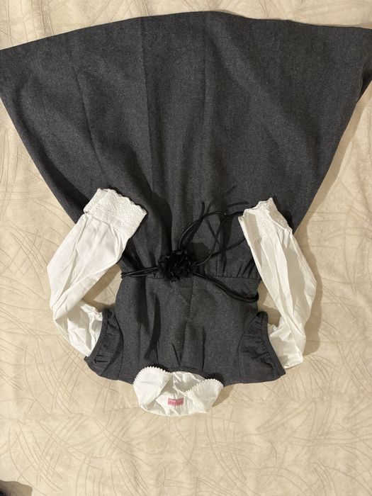 дрешки 5-6 г. Zara, Disney .