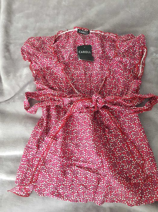 Vând  haine  pentru femei