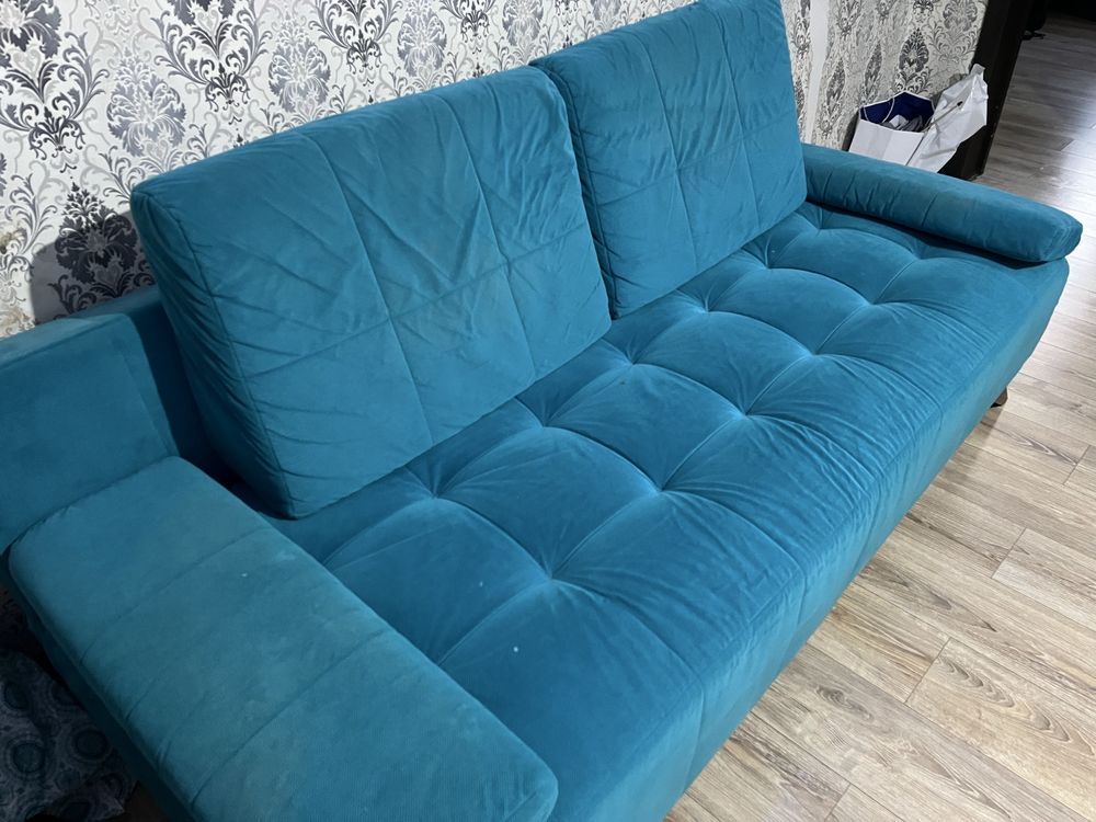 Продам диван в хорошем состояний