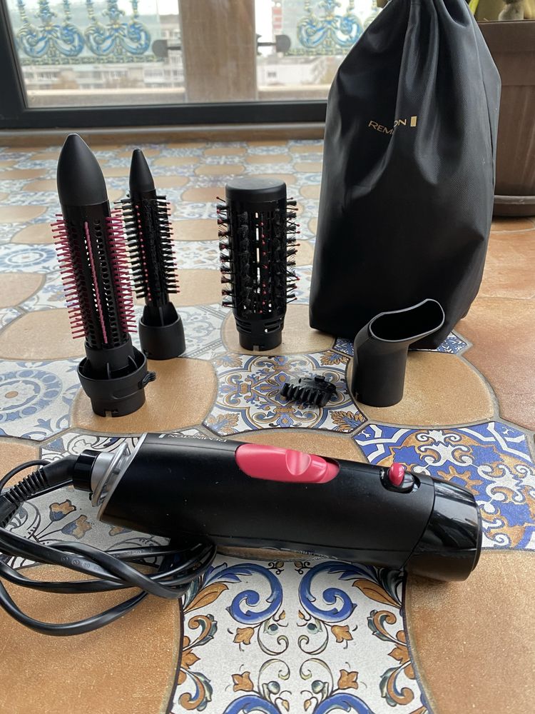Турмалинова четка  за коса Remington ,1000 W ,4 приставки