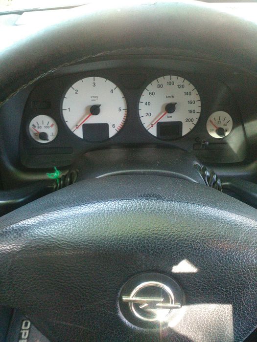Опел Астра комби на части 2.0 дизел 82коня 99година