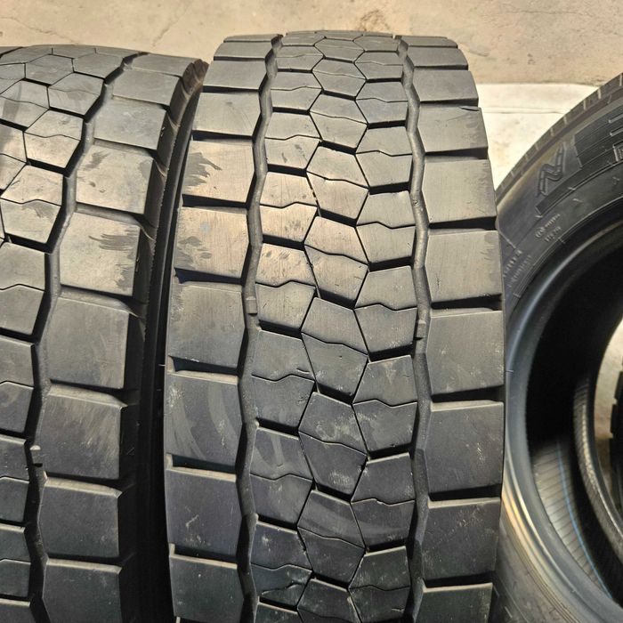 2 гуми 265/70R17.5 Bridgestone R-Drive 002 138/136M 14PR M+S DOT2021