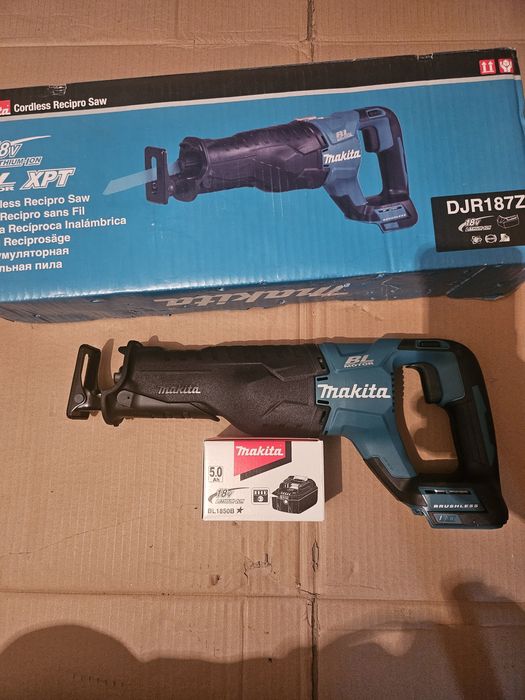 Fierăstrău Sabie Makita DJR187Z