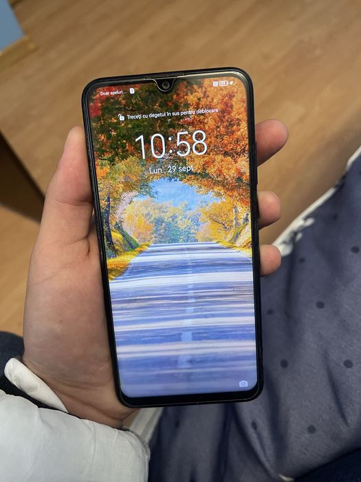 Telefon de serviciu Huawei p smart Dual SIM liber de rețea