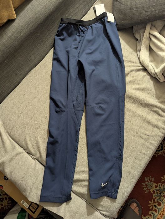 De vânzare pantaloni Nike
