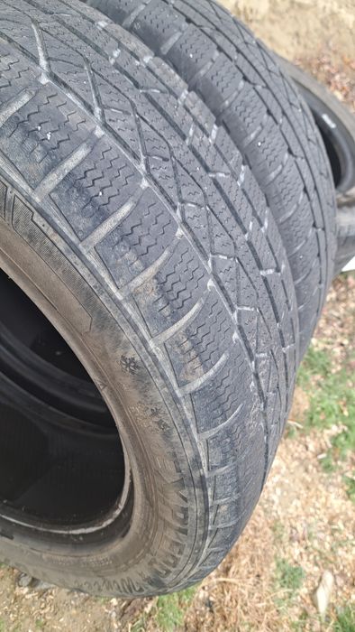 Anvelope iarna 225/55/R18