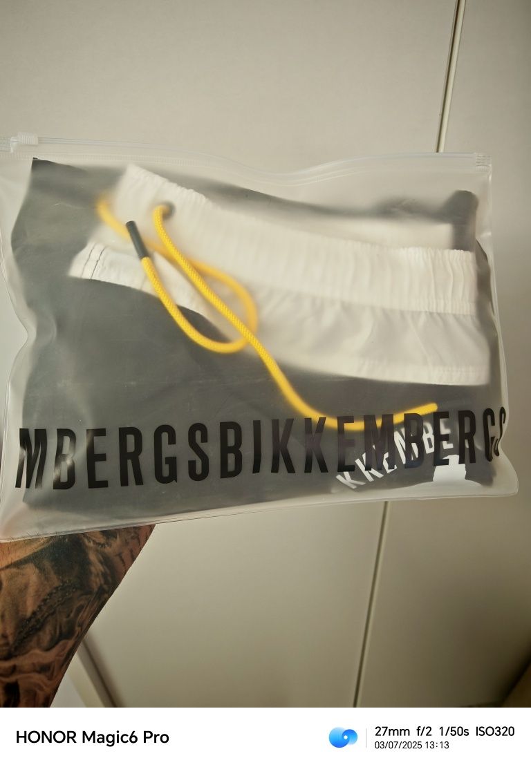 Vând sort baie pt bărbați Bikkembergs