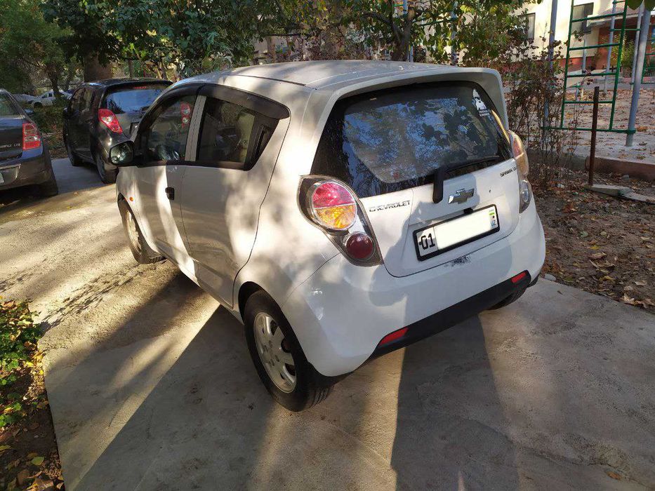 Продаю своё авто Спарк,2011 года