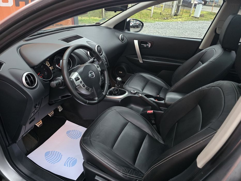 Nissan Qashqai +2 TEKNA 4X4 Benzină Finantare Rate-Credit