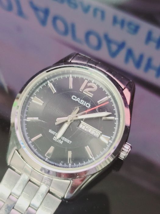 Продам часовник Касио