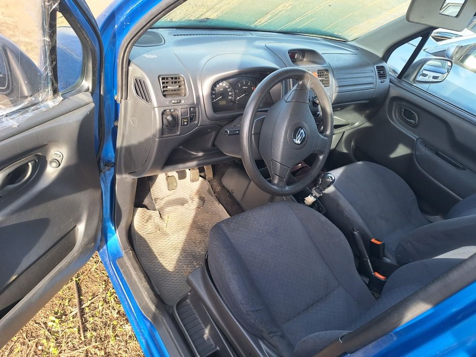Dezmembrez suzuki wagon r