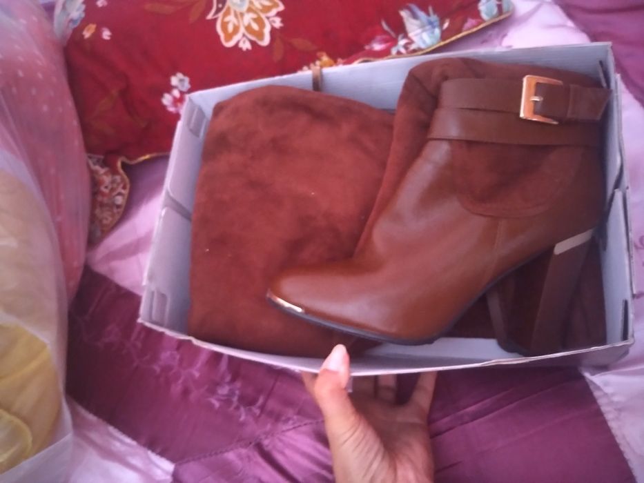 Оба за 6000 ,  качественные обуви