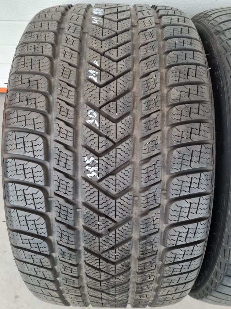 Зимни гуми 2 броя PIRELLI SottoZero3 315 30 R21 дот 4118