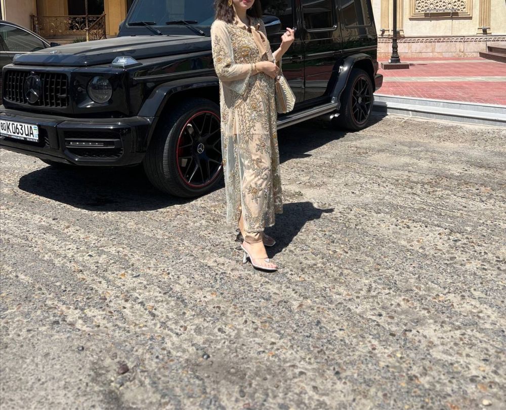 abaya 3troyka dubayskiy ruchnaya rabota