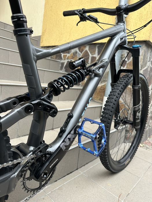 Bicicleta Specialized Status 160