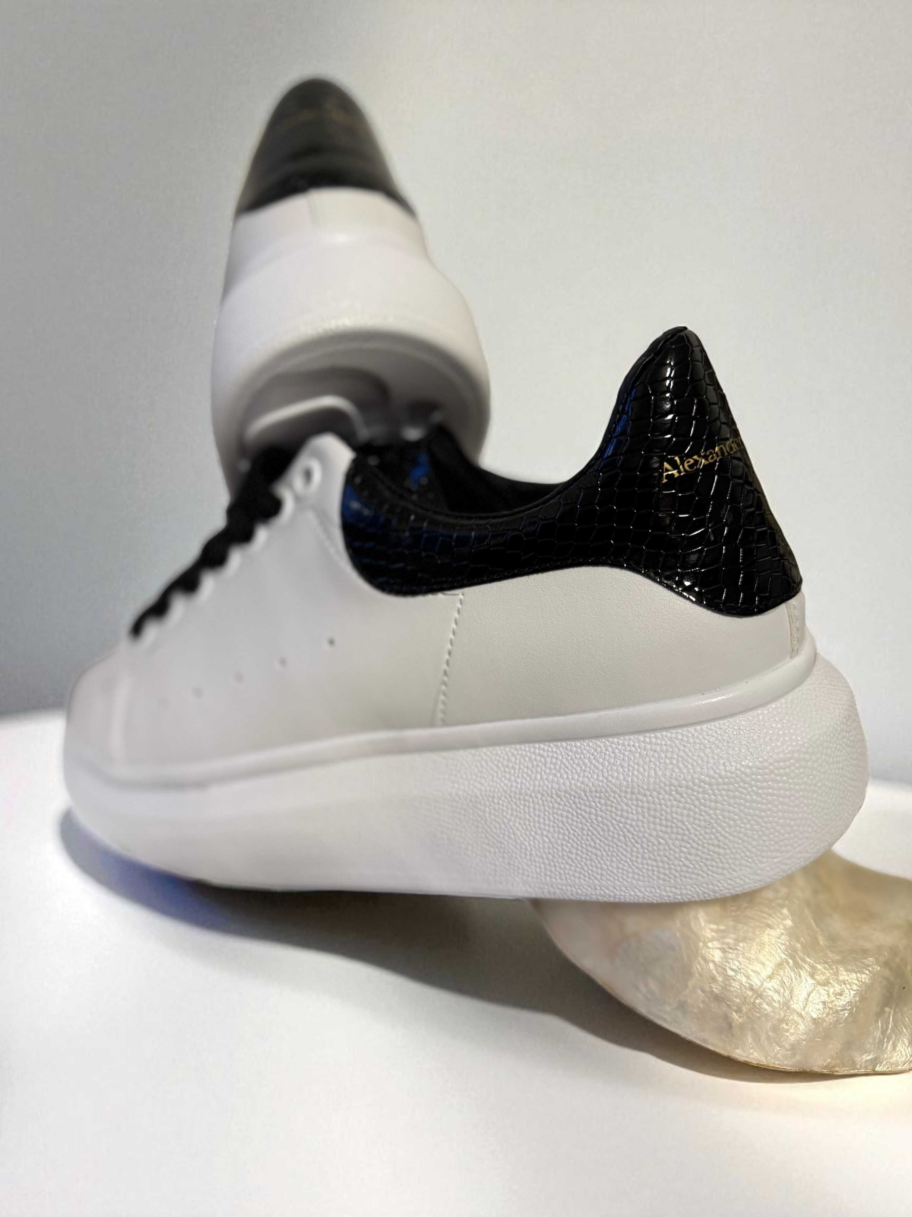 A l e x a n d e r Mc Q u e e n Negru-Alb - Adidasi Premium Full Box