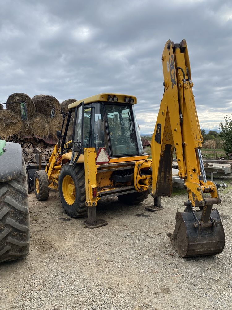 Buldoexcavator jcb 3cx