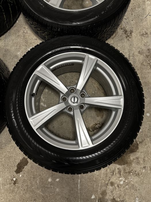 Roti iarna volvo xc90,xc60,xc40 235/60/18