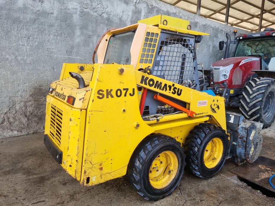 Mini încărcător Komatshu