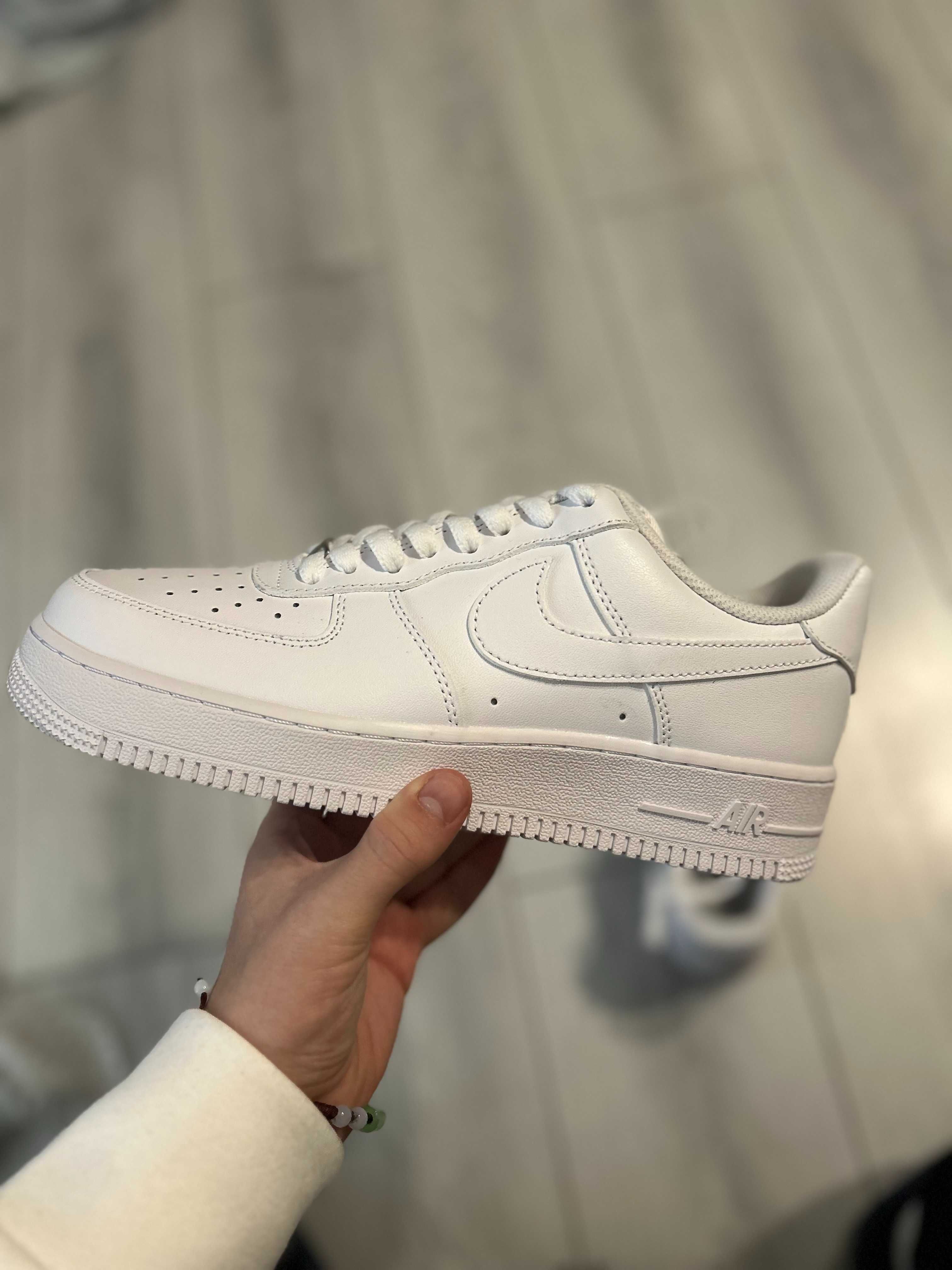 Nike Air force 1 albi / 42