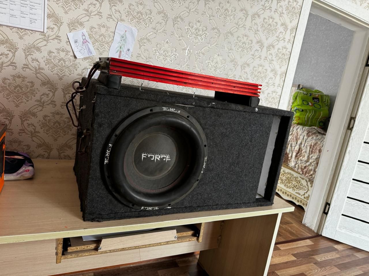 Продам сабвуфер Force усилитель Ural sound 1.4000w