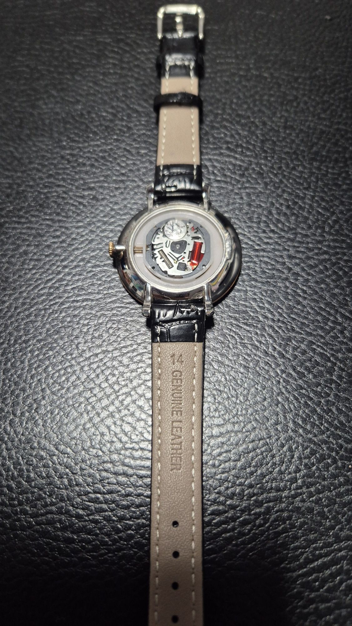 Fossil фосил гривна часовник