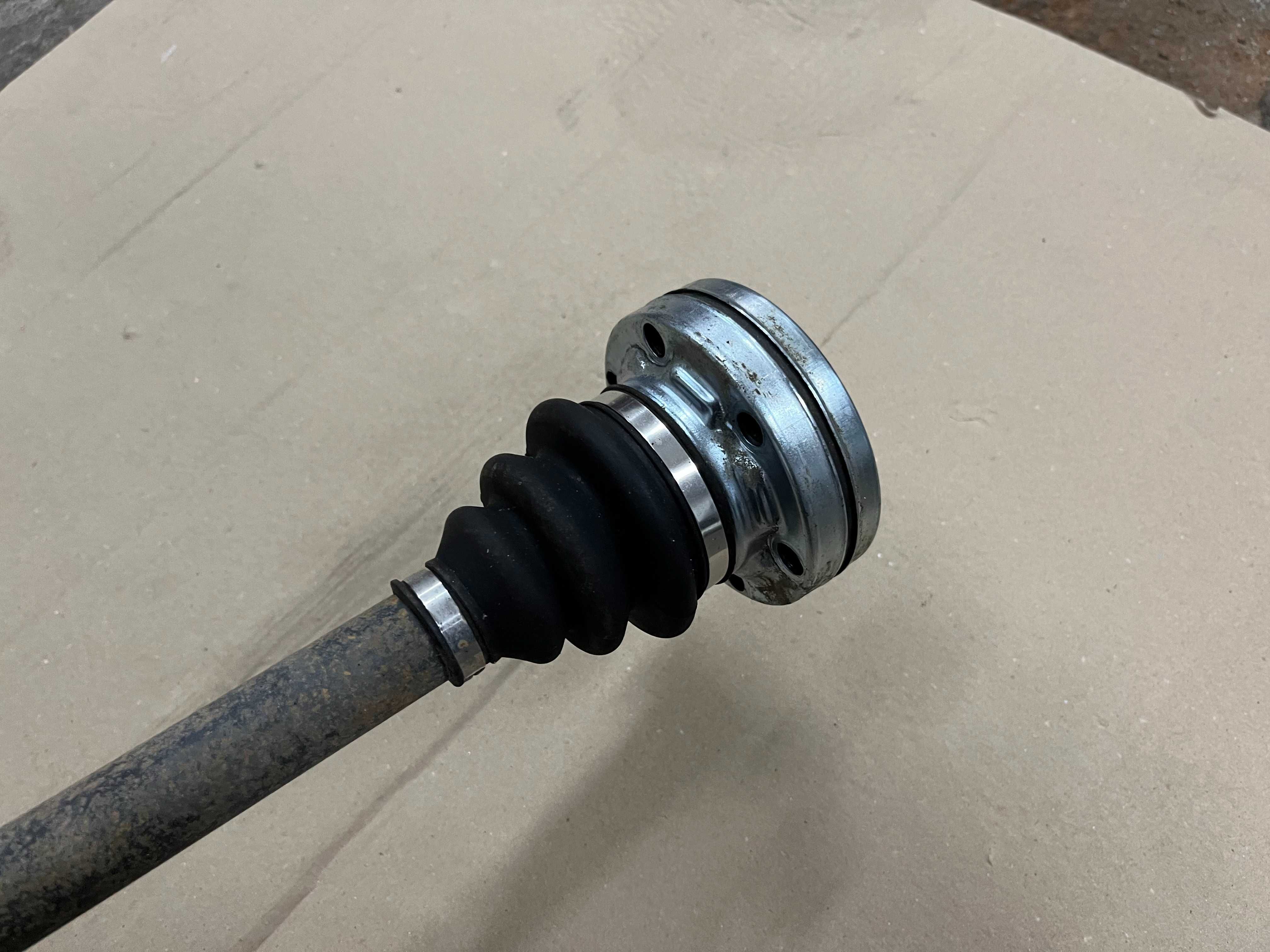 Полуоски за BMW E46 320d (150 коня)