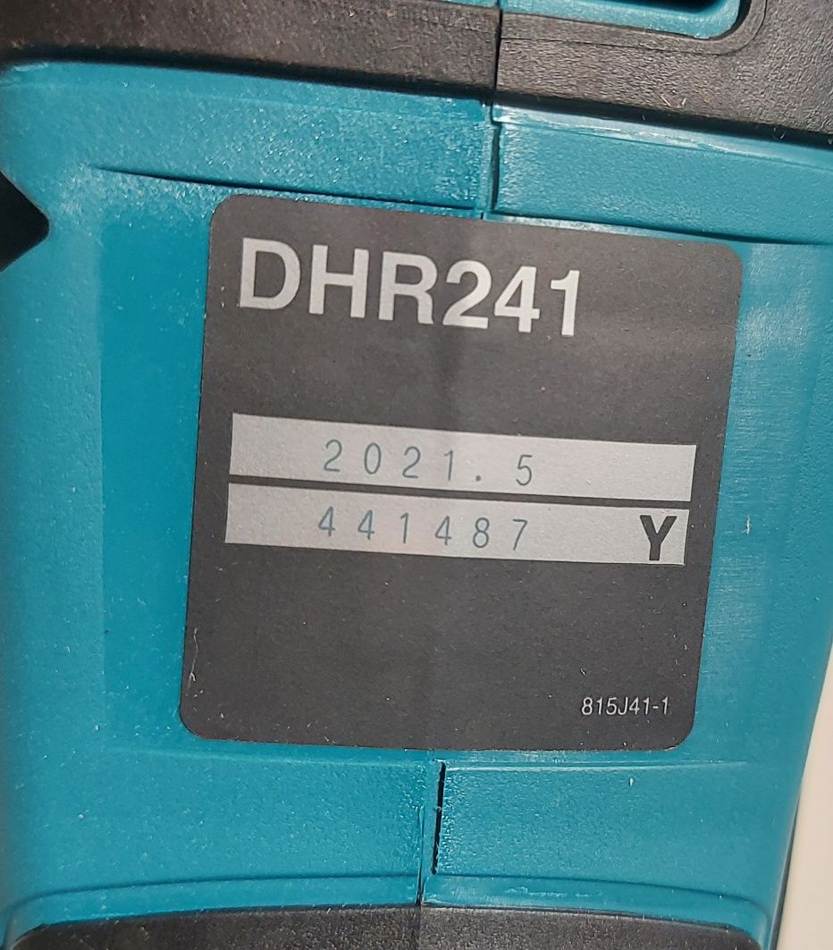 Нов перфоратор Makita DHR241Z  18v