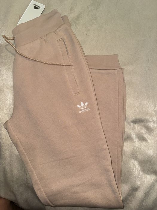 Спортен екип долнище Adidas