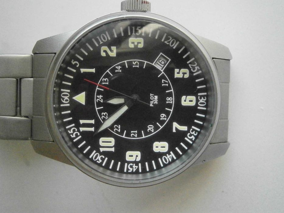 PILOT, quartz, swiss made, ETA mov`t 803112!