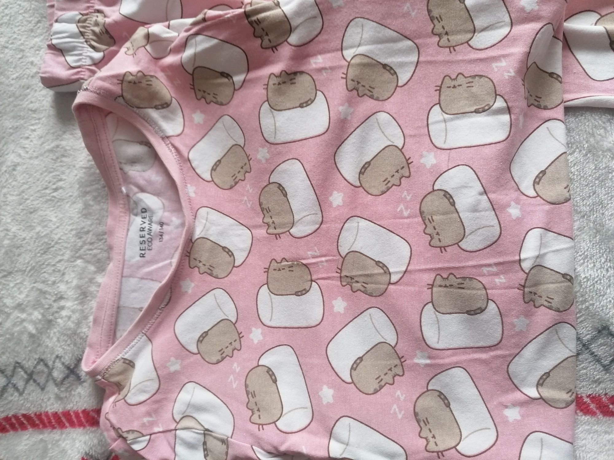 Pijama Pusheen 8 - 9 ani