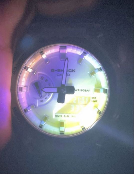 Casio G-Shock GA-2100 – като нов, с кутия и документ