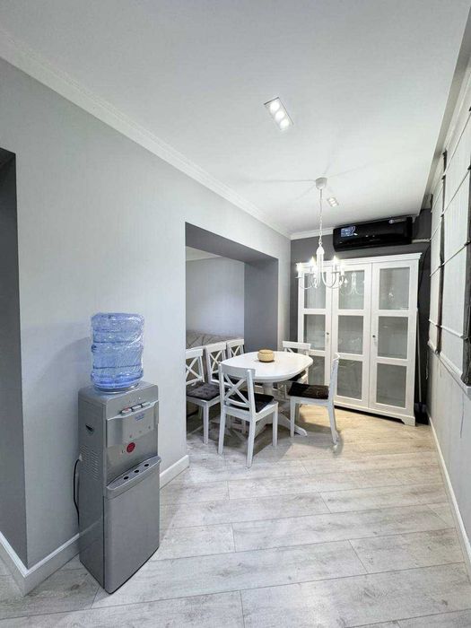 ул.Новомосковская кафе БОН 77-серия 2-ком 3/4 60 м² евроремонт меб/тех