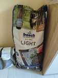 Кучешка храна bosch light
