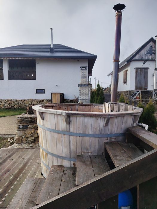 Ciubar din lemn cu sau fara soba interioara 8-10 persoane