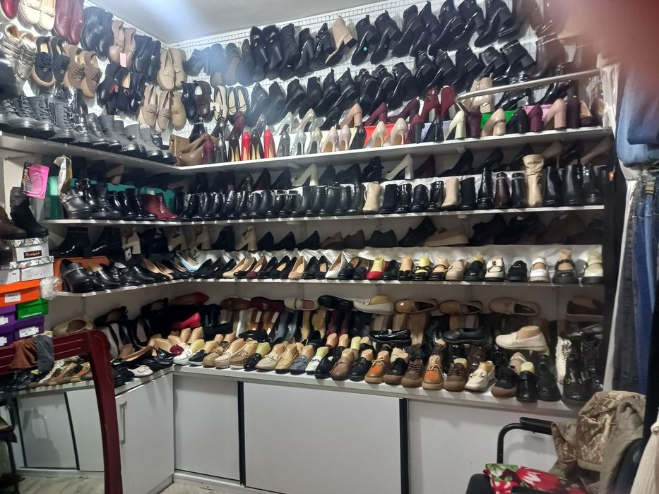 Срочно сотилади Сергели магазин тайёр бизнес моллари билан дехкон бозо