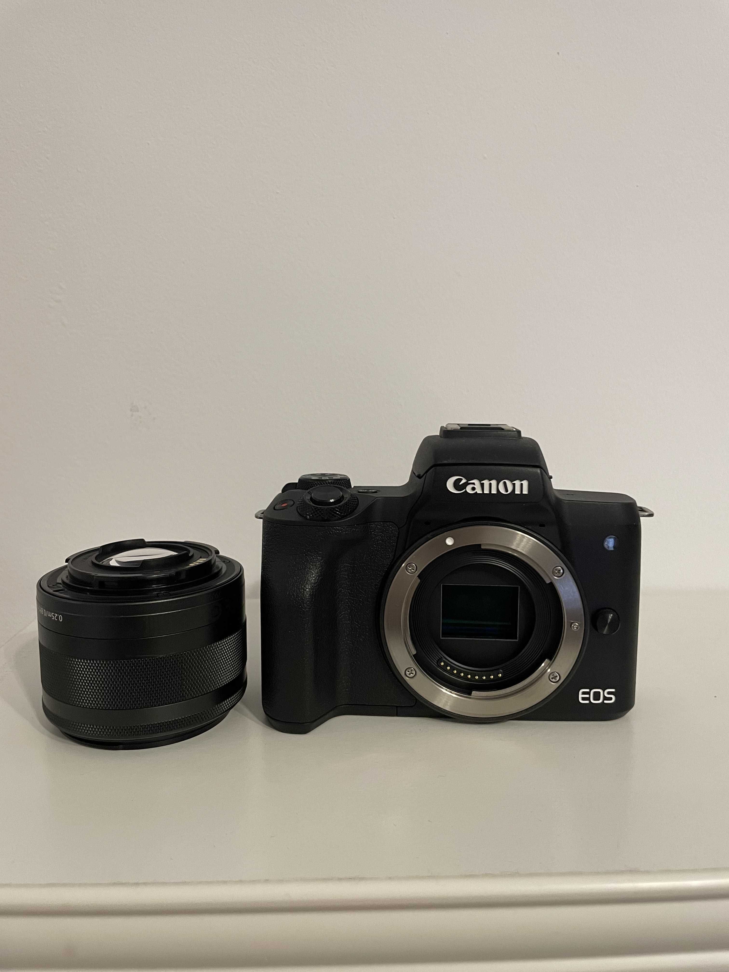 Aparat foto CANON EOS M50 ,24.1 MP, 4K, Wi-Fi, negru + Obiectiv